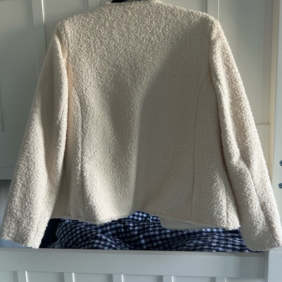 Shop one/third cream blazer in size small. Jacket 18 - Picture 9 of 9